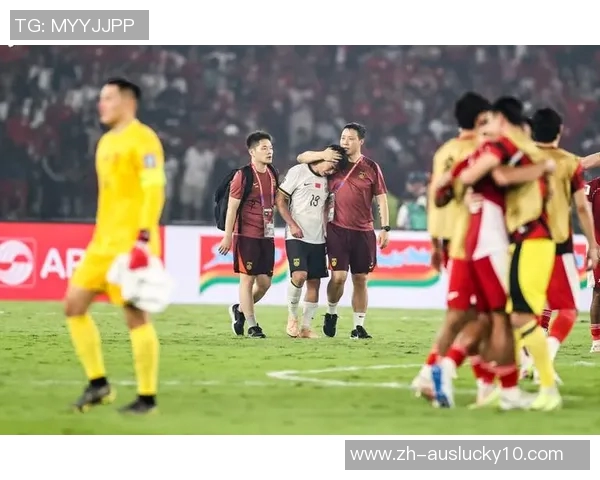 中国蓝队迎战澳大利亚队期待精彩对决展现足球魅力与团队精神